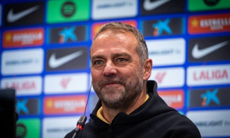 Hansi Flick nói gì khi Barca vô địch La Liga 2024/25?