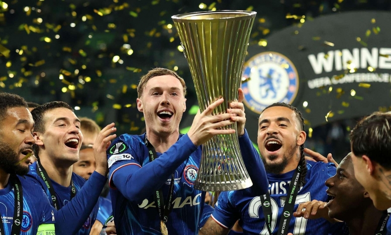 NHM muốn trao Quả bóng vàng ngay cho sao Chelsea