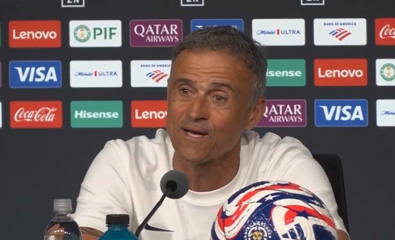 Luis Enrique cảnh báo PSG: 'Không được lơ là trước Messi'