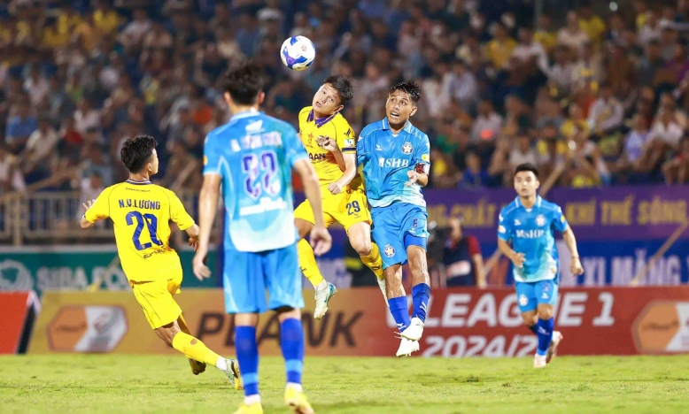 Trực tiếp SLNA 1-0 Đà Nẵng: Khai thông bế tắc