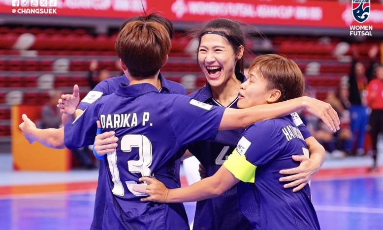 Thắng 5-2, tuyển Thái Lan tiến sát vé World Cup