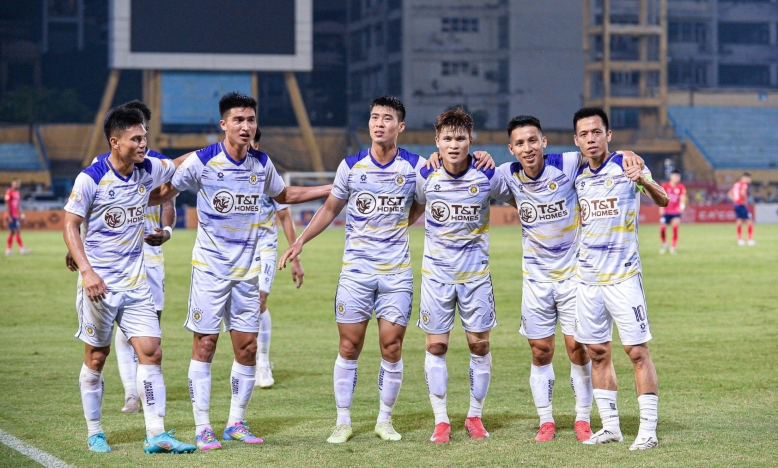 Quá kịch tính: Hà Nội FC thắng hiểm, níu lại hi vọng vô địch V-League