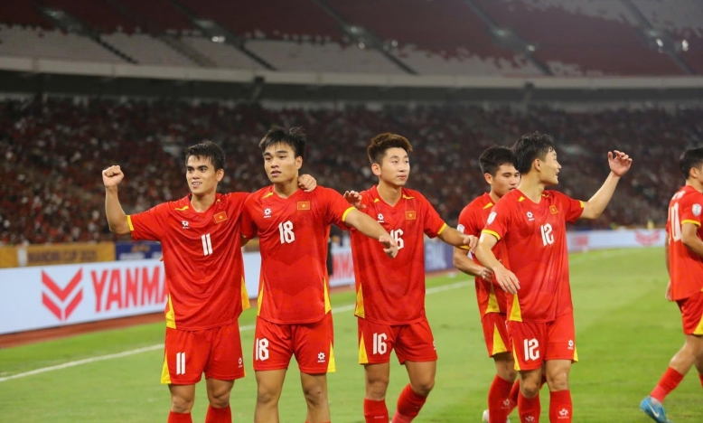 CĐV Indonesia phản ứng dữ dội khi U23 Việt Nam vô địch U23 Đông Nam Á