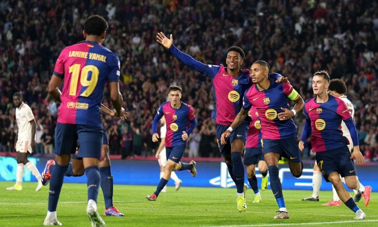 Trực tiếp Barca 4-1 Bayern Munich: Hat-trick cho Raphinha