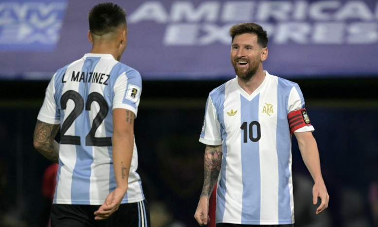 Messi kiến tạo, Argentina đánh bại Peru bởi siêu phẩm