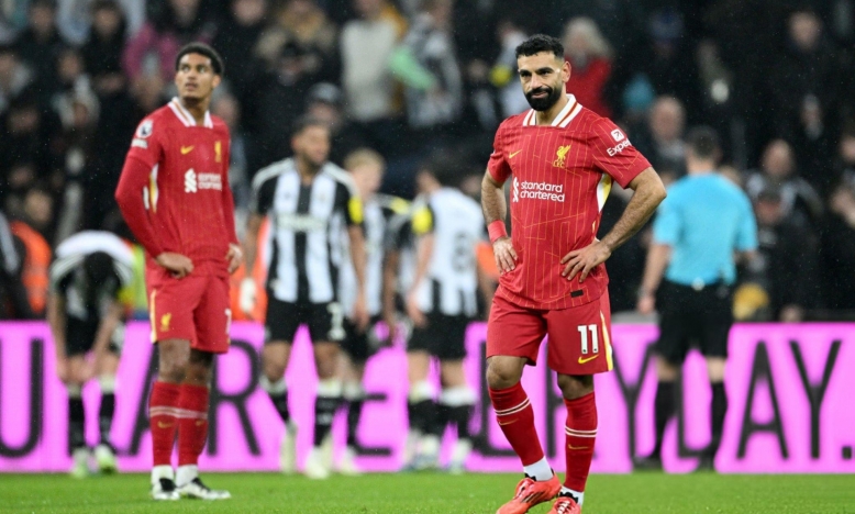 Salah lập cú đúp, Liverpool vẫn rơi điểm trước Newcastle