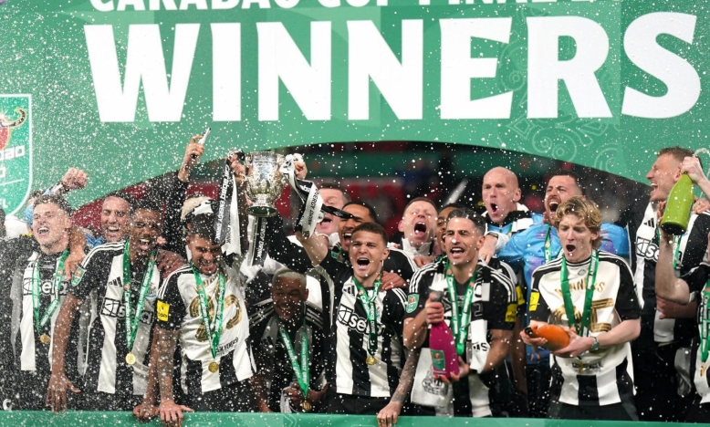 Hạ đẹp Liverpool, Newcastle lên ngôi Carabao Cup 2024/25