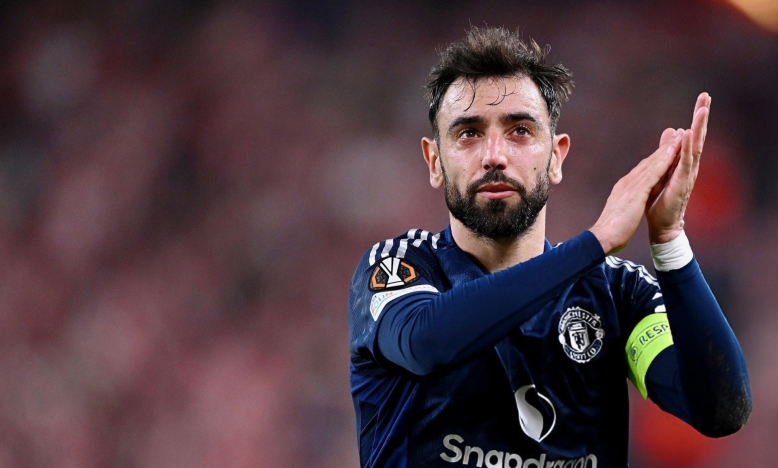 Bruno Fernandes đi vào lịch sử Europa League