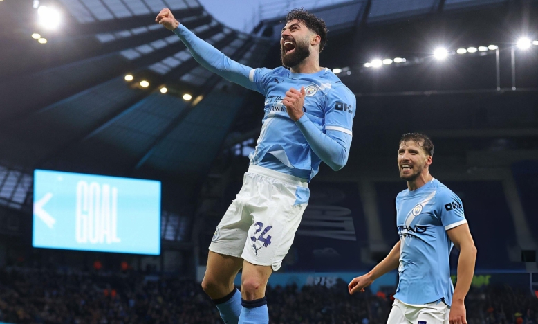 Trực tiếp Man City 2-0 Sunderland: Bước vào hiệp hai