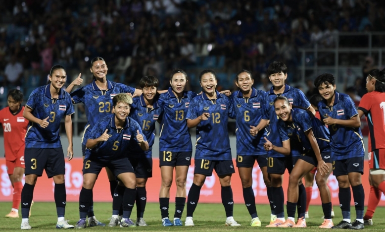 Hạ Singapore, Thái Lan chờ Việt Nam tại bán kết SEA Games