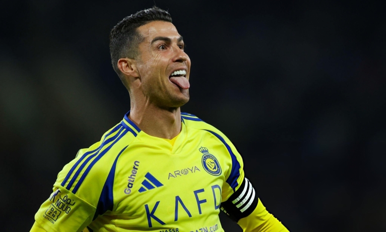 Ronaldo lập cú đúp, Al Nassr xây chắc ngôi đầu Saudi Pro League