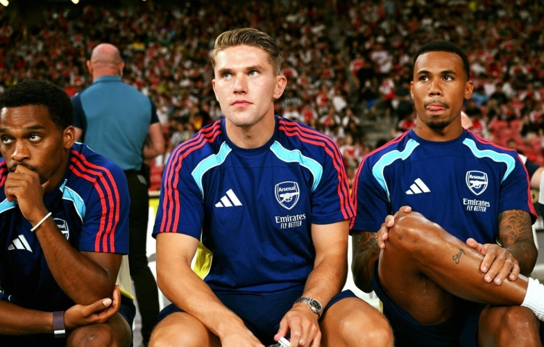 Vừa chiêu mộ Gyokeres, Arsenal đẩy ngay 1 ngôi sao ra đi