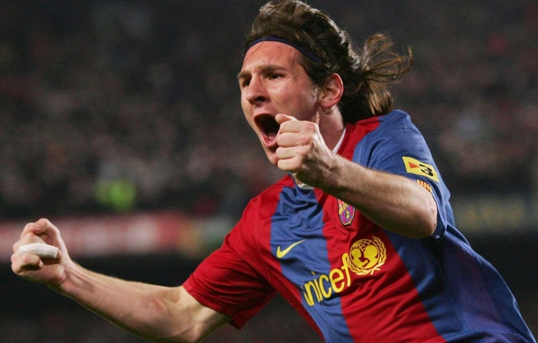 Messi dang dở giấc mơ vì Barca