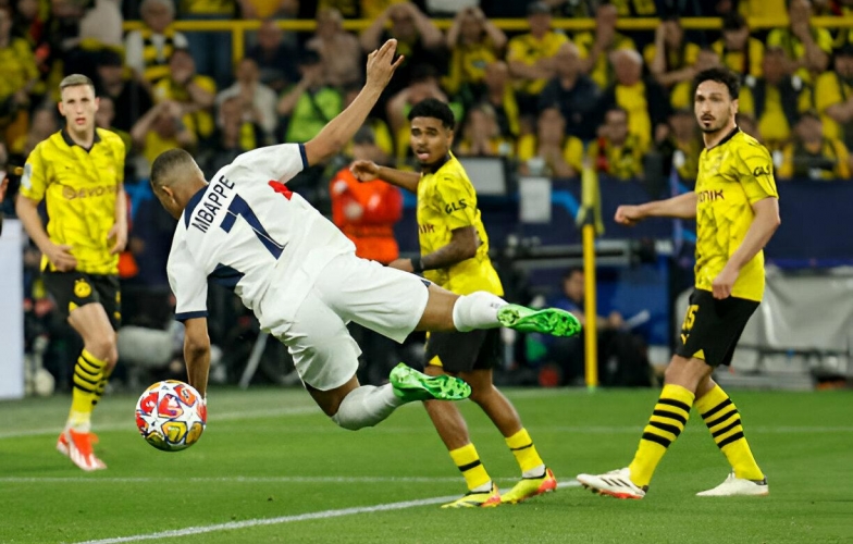 Dortmund giành chiến thắng trước PSG tại bán kết Cúp C1