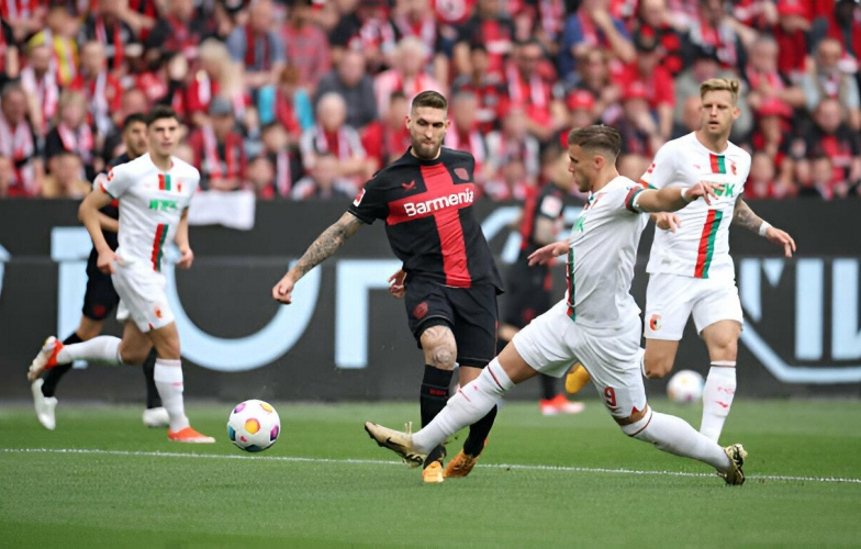 Trực tiếp Bayer Leverkusen 1-0 Augsburg: Bàn thắng sớm
