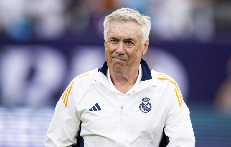 HLV Ancelotti thừa nhận đau đầu khi có Kylian Mbappe