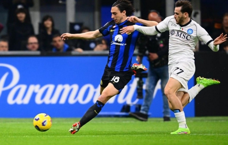 Tạo sức ép nghẹt thở, Inter Milan vẫn nhận đòn đau trước Napoli tại Serie A