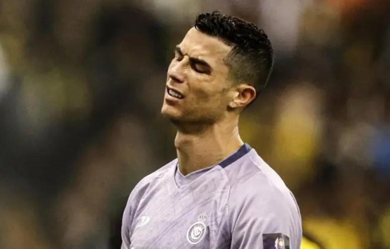 Ronaldo lại tiếp tục làm hành động 'xấu xí'