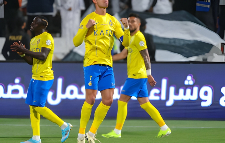 Ronaldo tỏa sáng, Al Nassr áp sát ngôi đầu Saudi Pro League