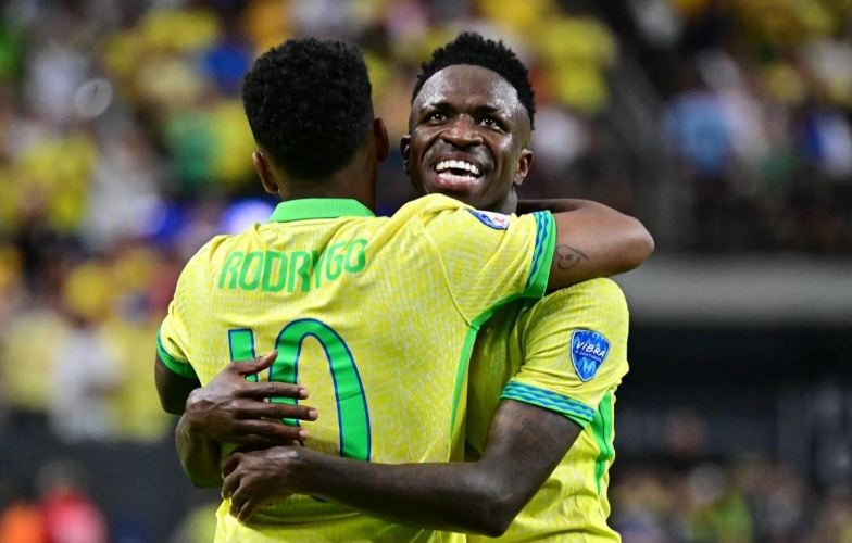 Sao Brazil: 'Vini và Rodrygo là Ronaldo và Ronaldinho của chúng tôi'