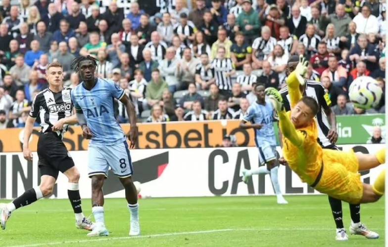 Thi đấu tệ hại, Tottenham thất bại cay đắng trước Newcastle