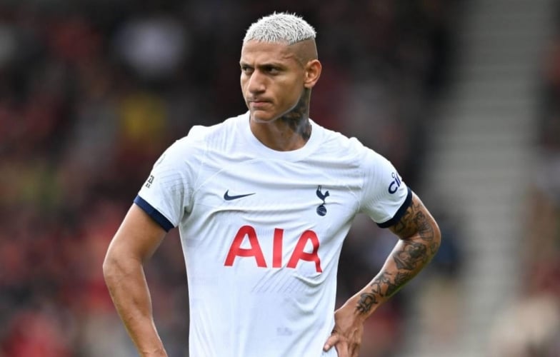 Richarlison gặp 'vận đen' ngay trước đại chiến Tottenham vs Arsenal