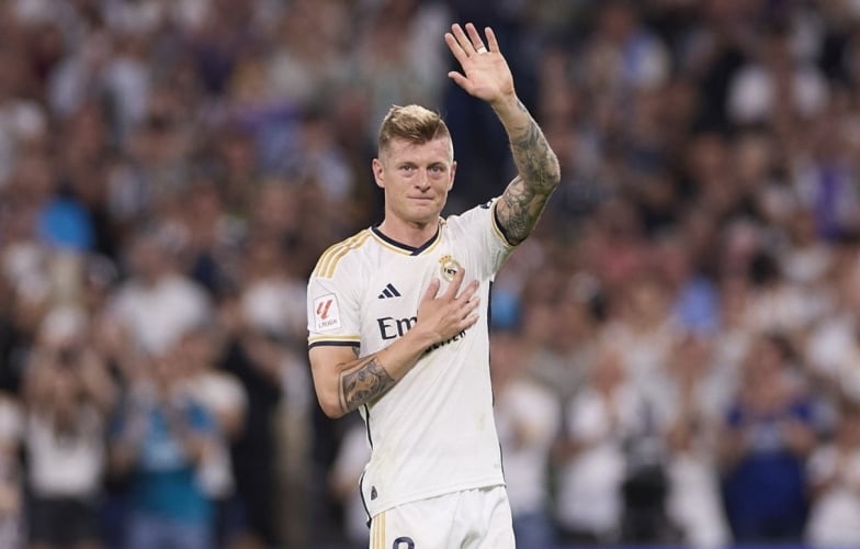 Toni Kroos tuyên bố trở lại Bernabeu