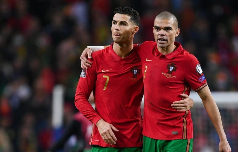 Pepe: 'Ronaldo ở cả đêm trong bệnh viện vì tôi'