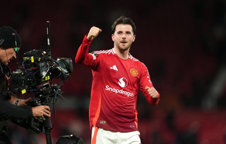 Mason Mount đi vào lịch sử Manchester United