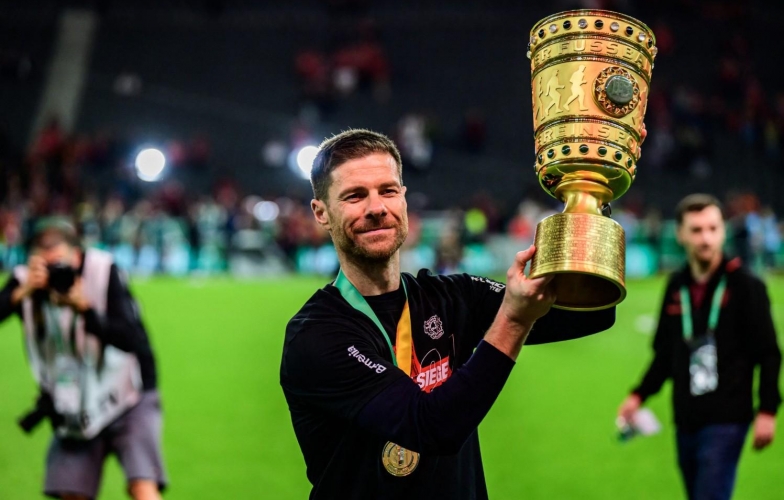 CHÍNH THỨC: Xabi Alonso tuyên bố chia tay Bayer Leverkusen