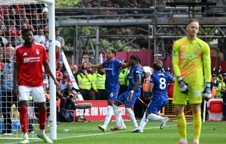 Thắng nghẹt thở Nottingham, Chelsea giành vé dự Champions League 2025/26