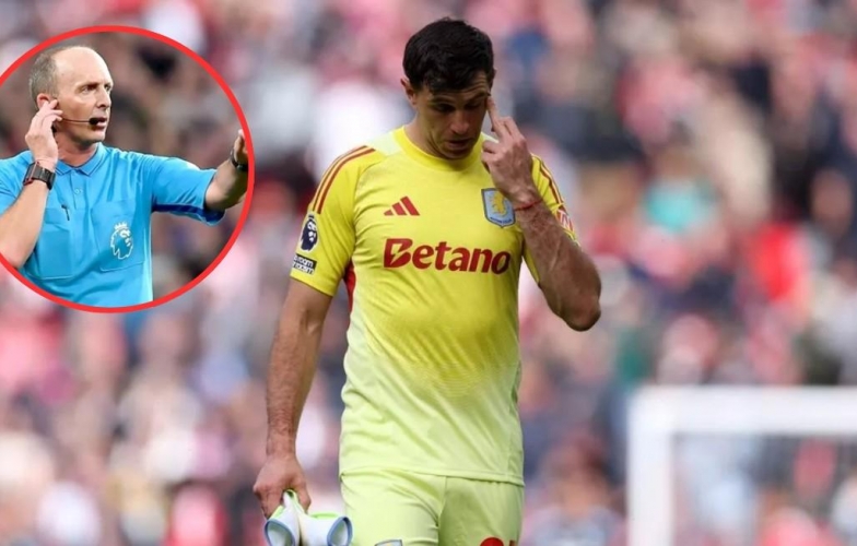 Chuyên gia trọng tài lên tiếng bất ngờ về thẻ đỏ của Emiliano Martinez
