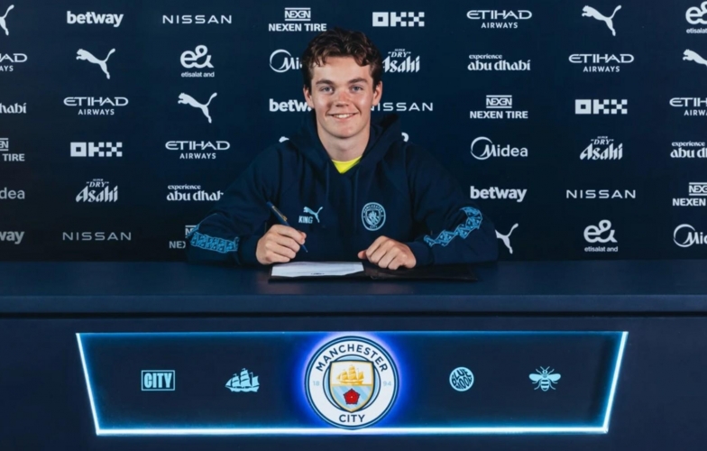 Man City công bố bom tấn thứ 5, mệnh danh 'Martin Odegaard mới'