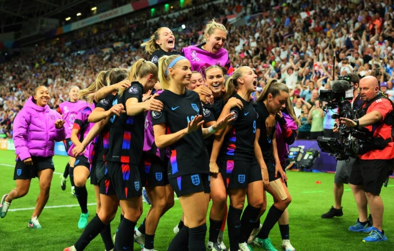 Ngược dòng kịch tính, ĐT Anh hạ Ý tiến vào chung kết Euro 2025
