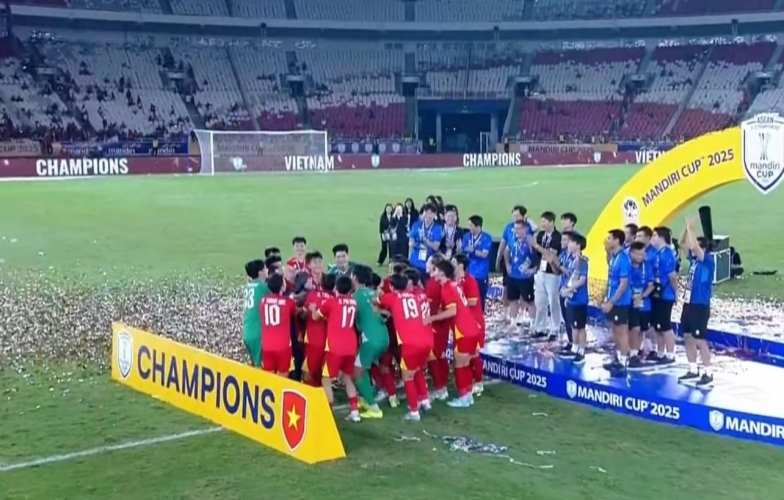 Khung cảnh đáng buồn khi U23 Việt Nam vô địch Đông Nam Á