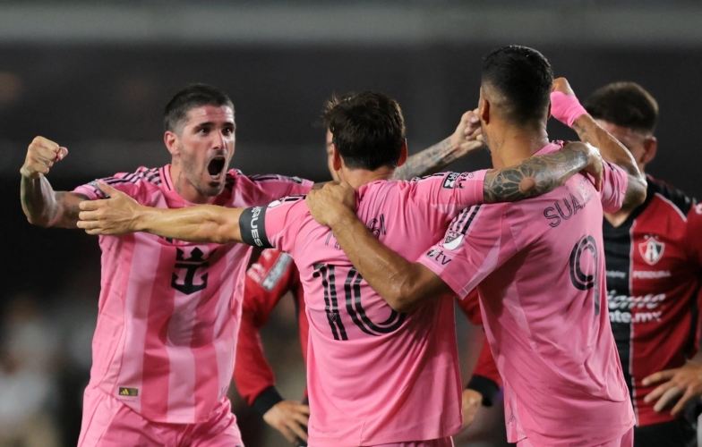 Trực tiếp Inter Miami 1-1 Necaxa: Necaxa chỉ còn 10 người