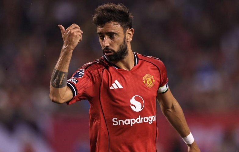 Bruno Fernandes nổi giận, yêu cầu MU phải mua sao ngay lập tức