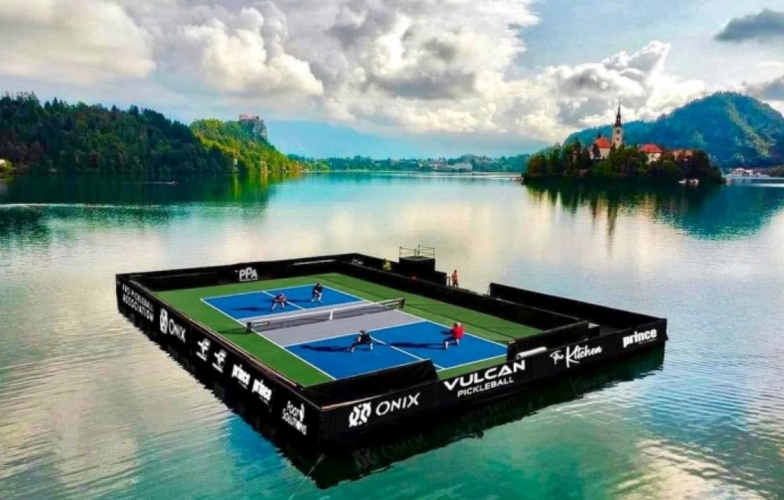 Tuyệt tác sân pickleball nổi của siêu sao NBA gây sốt toàn cầu vì đẹp đến nghẹt thở