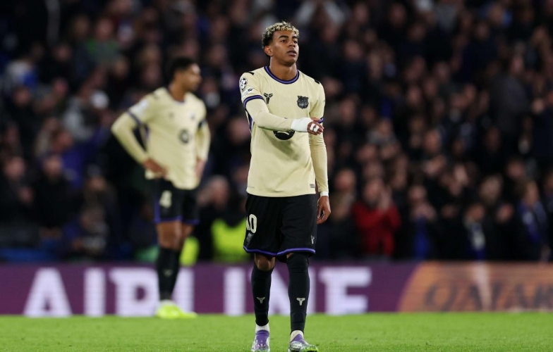 'Yamal chơi quá tệ, khiến Flick mất mặt hoàn toàn'