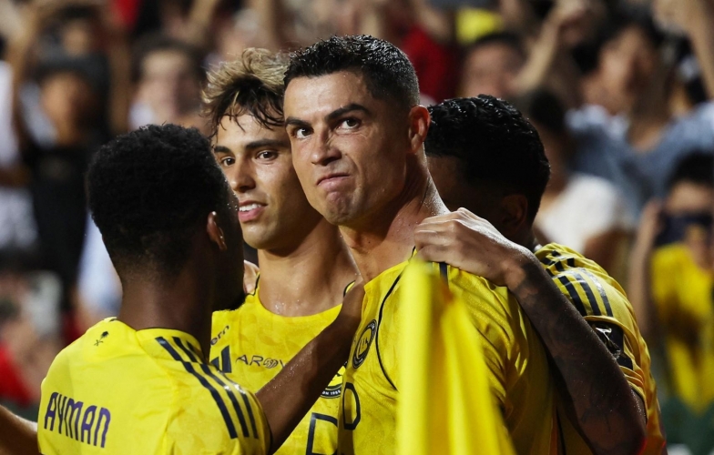 Từ giã sân cỏ, Ronaldo chốt xong nghề nghiệp mới ở tương lai