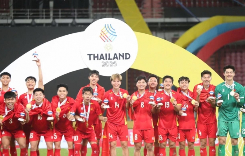 CĐV Trung Quốc ngỡ ngàng khi Việt Nam giành hattrick danh hiệu Đông Nam Á