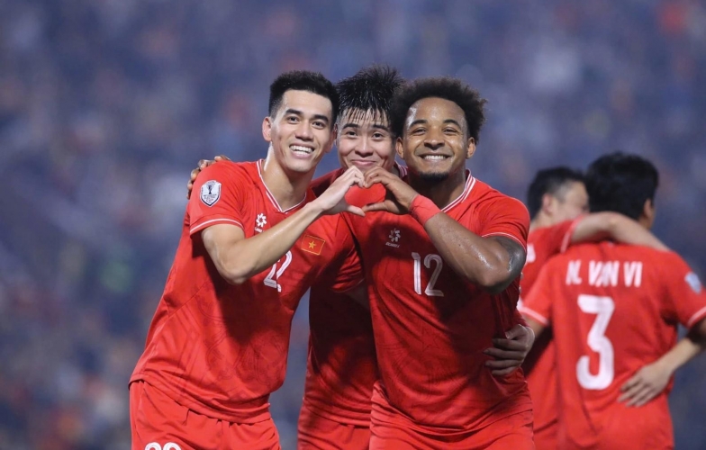 CĐV Đông Nam Á đồng loạt dậy sóng khi Việt Nam nhảy vọt trên BXH FIFA