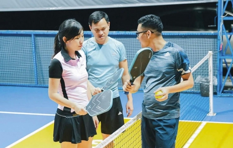 Pickleball bùng nổ kéo theo 'HLV rởm', kỹ thuật sai từ lớp học đầu tiên