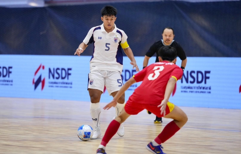 CĐV Đông Nam Á tranh luận dữ dội sau thất bại 1-5 của Việt Nam trước Thái Lan