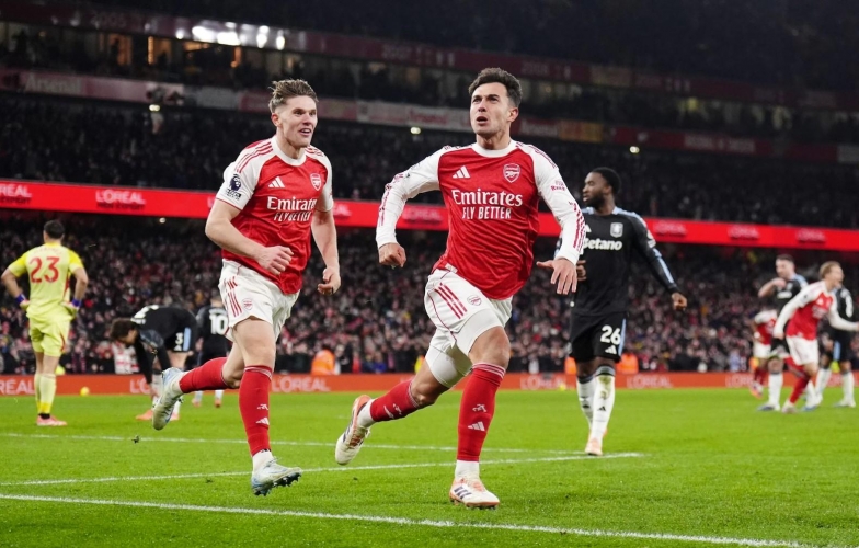 Hàng công thăng hoa, Arsenal huỷ diệt Aston Villa trong trận cầu 5 sao