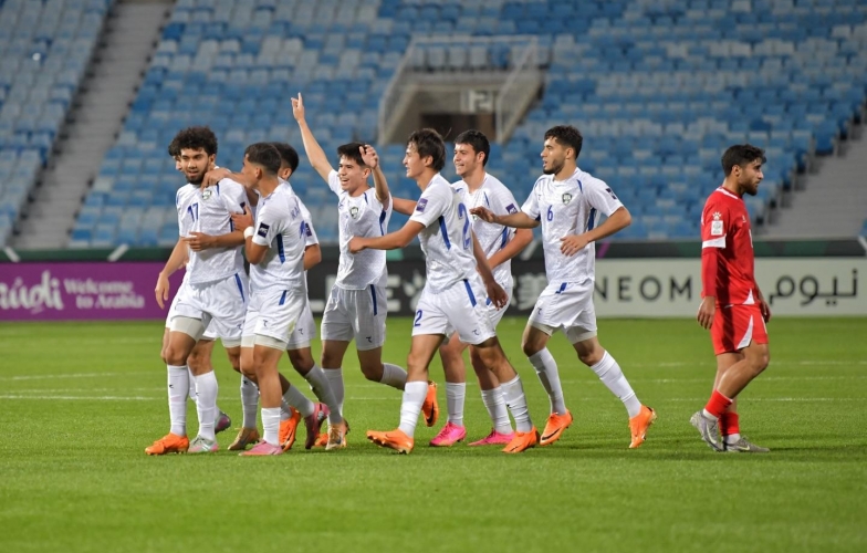 Trực tiếp U23 Uzbekistan 3-0 U23 Liban: Uzbekistan ép sân dữ dội