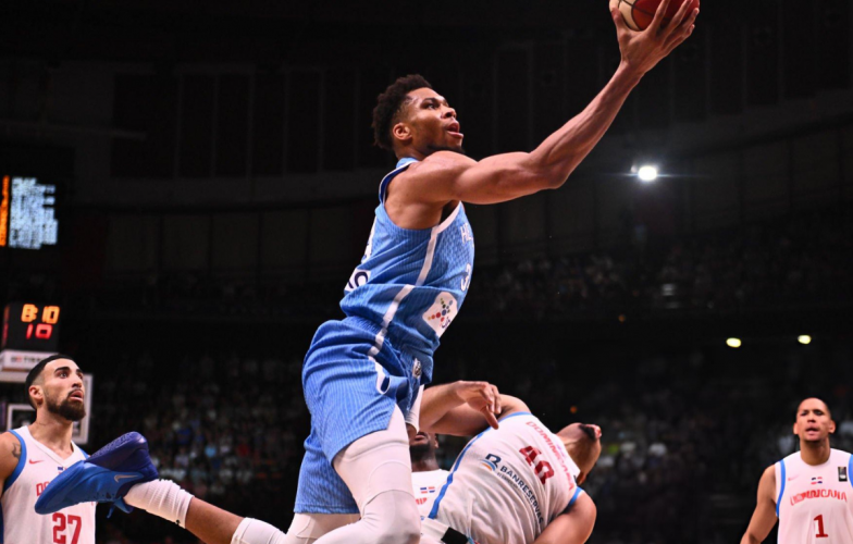 Giannis Antetokounmpo 'hóa thú', dẫn dắt Hy Lạp đến chiến thắng tại vòng loại Olympic