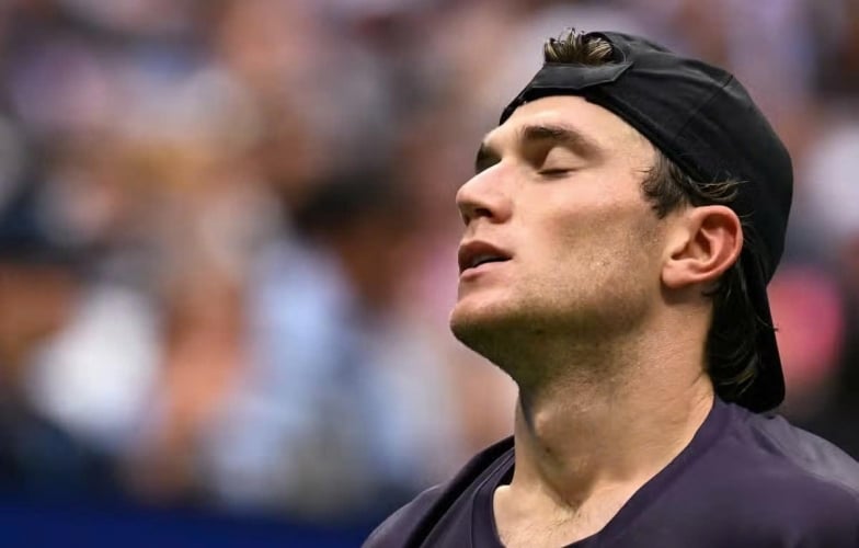 Nôn ba lần tại bán kết US Open, Jack Draper nói thẳng sự thật cay đắng