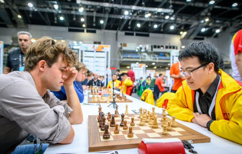 Cờ vua Việt Nam hòa kịch tính Na Uy của 'Vua cờ' Magnus Carlsen