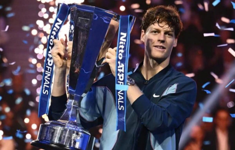 Jannik Sinner giành danh hiệu ATP Finals đầu tiên trong sự nghiệp